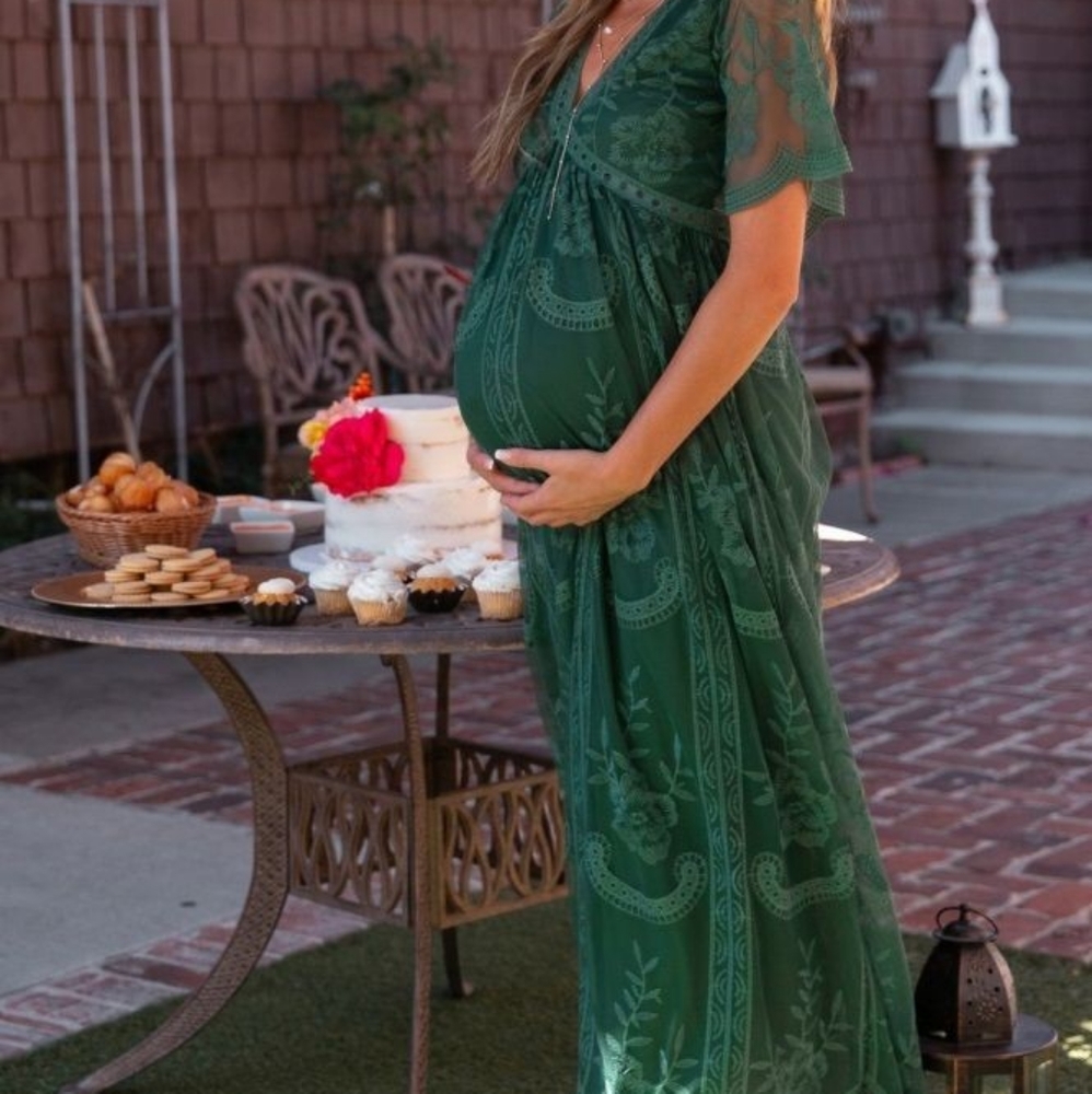 Green lace maternity dress